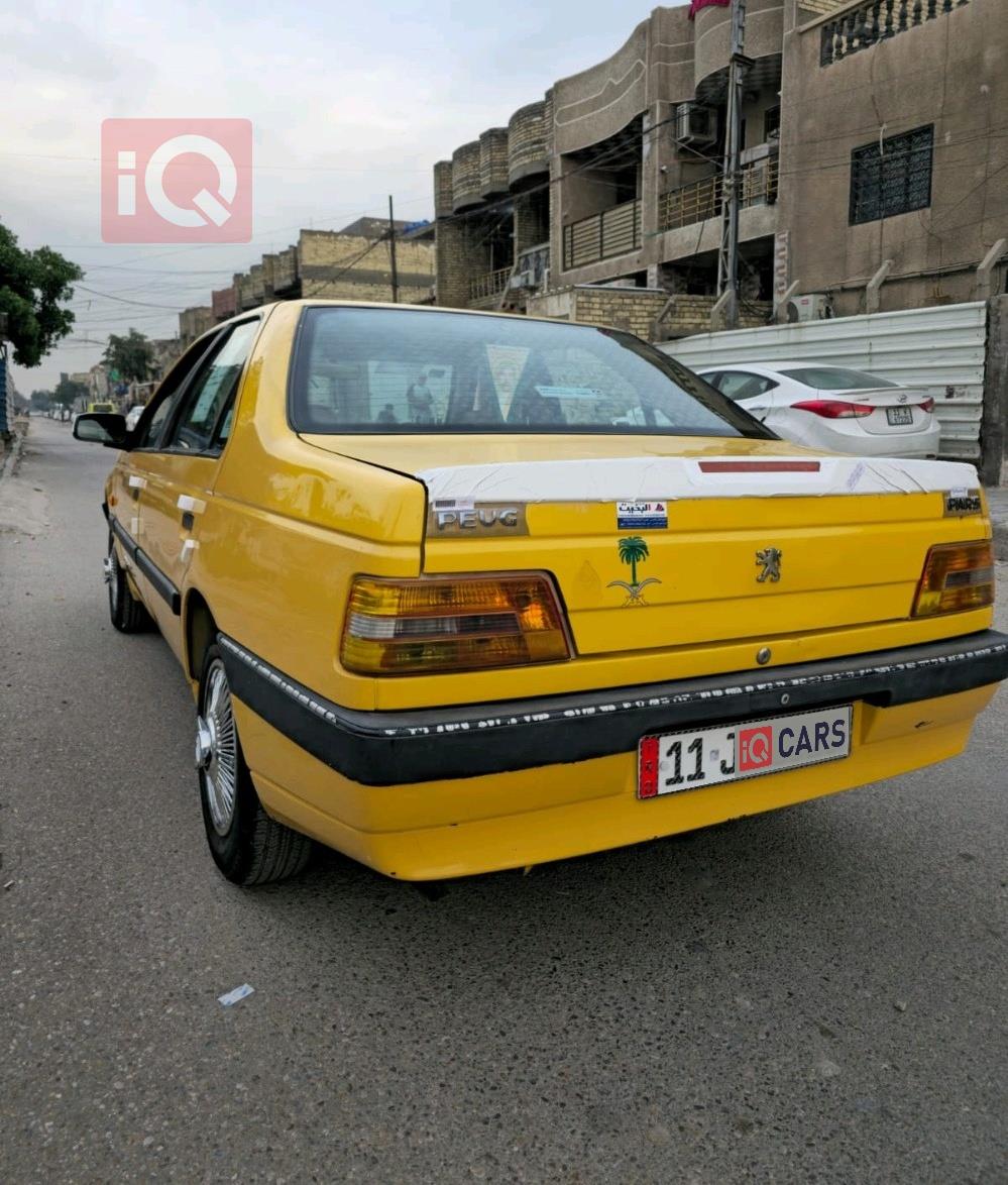 بيجو 405